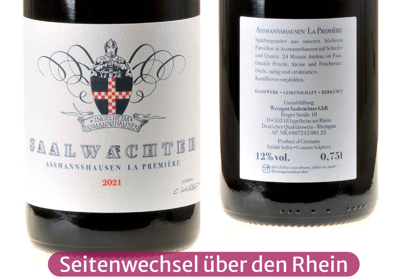 Ein Bild von zwei Flaschen des  Spätburgunder Höllenberg von Saalwächter mit Blick auf das vordere und rückseitige Etikett