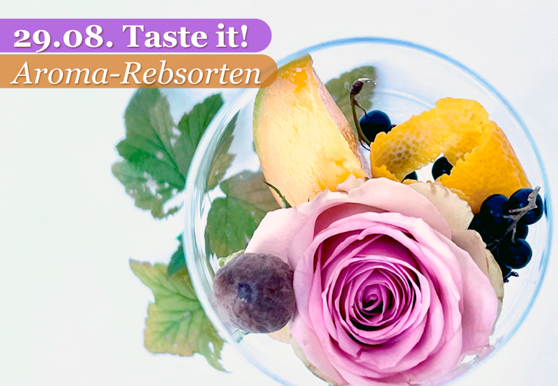 Ein Bild von einer Glasschale mit verschiedenen Früchten und Blüten die den Weinaromen ähneln
